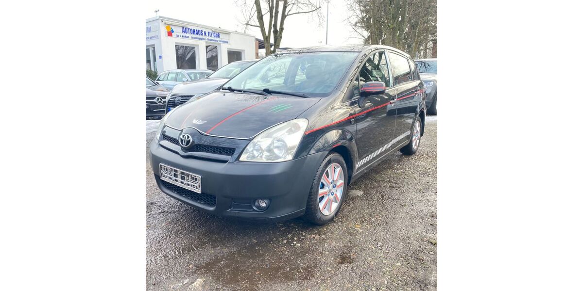 Toyota Corolla Verso 116.845 km 4.500 &euro; Hamburg - 1 Min. vom Hamburg Airport 22415
