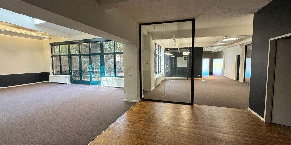 Gewerbeobjekt Hamburg Bahrenfeld - 7 Zimmer, 330 m&sup2;, 6.105&euro; | Angebot:26128162