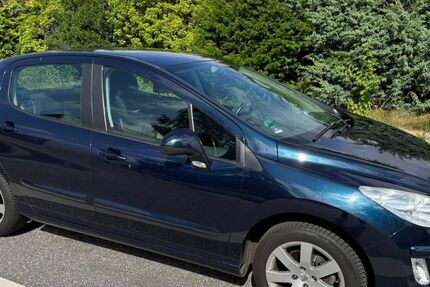 Peugeot 308 114.000 km 3.499 &euro; Norderstedt 22848