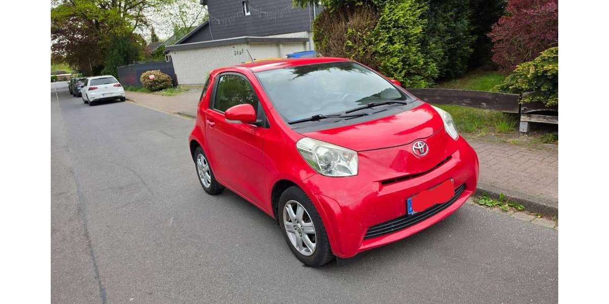 Toyota iQ 175.000 km 2.750 &euro; Hamburg, Freie und Hansestadt 21075