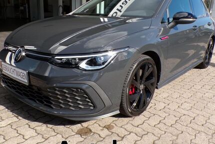 VW Golf 24.537 km 29.940 &euro; Trittau 22946