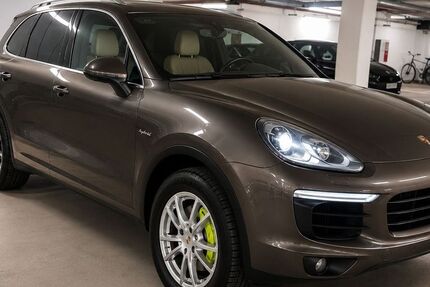 Porsche Cayenne 192.500 km 23.500 &euro; Hamburg 21107