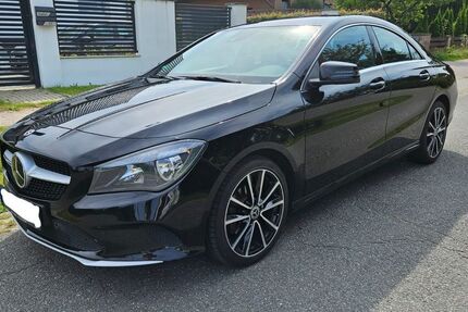 Mercedes-Benz CLA 220 205.000 km 14.900 &euro; Hamburg 22399