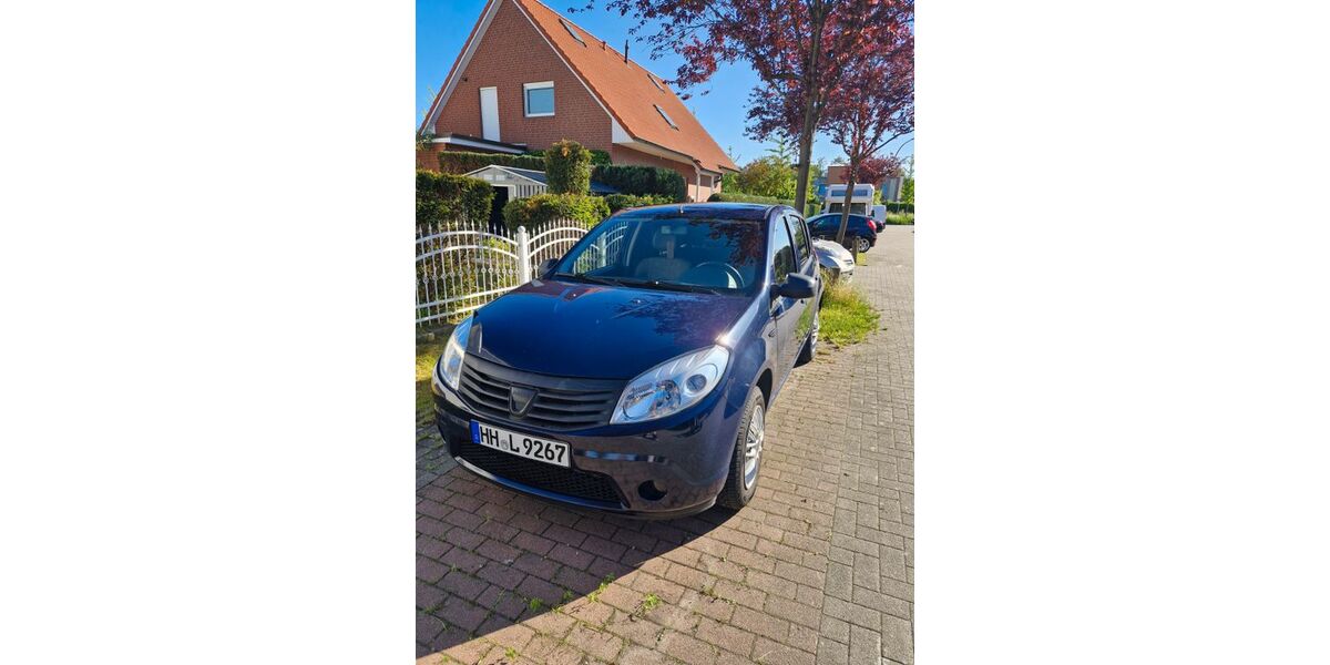 Dacia Sandero 58.490 km 3.999 &euro; Hamburg 21035