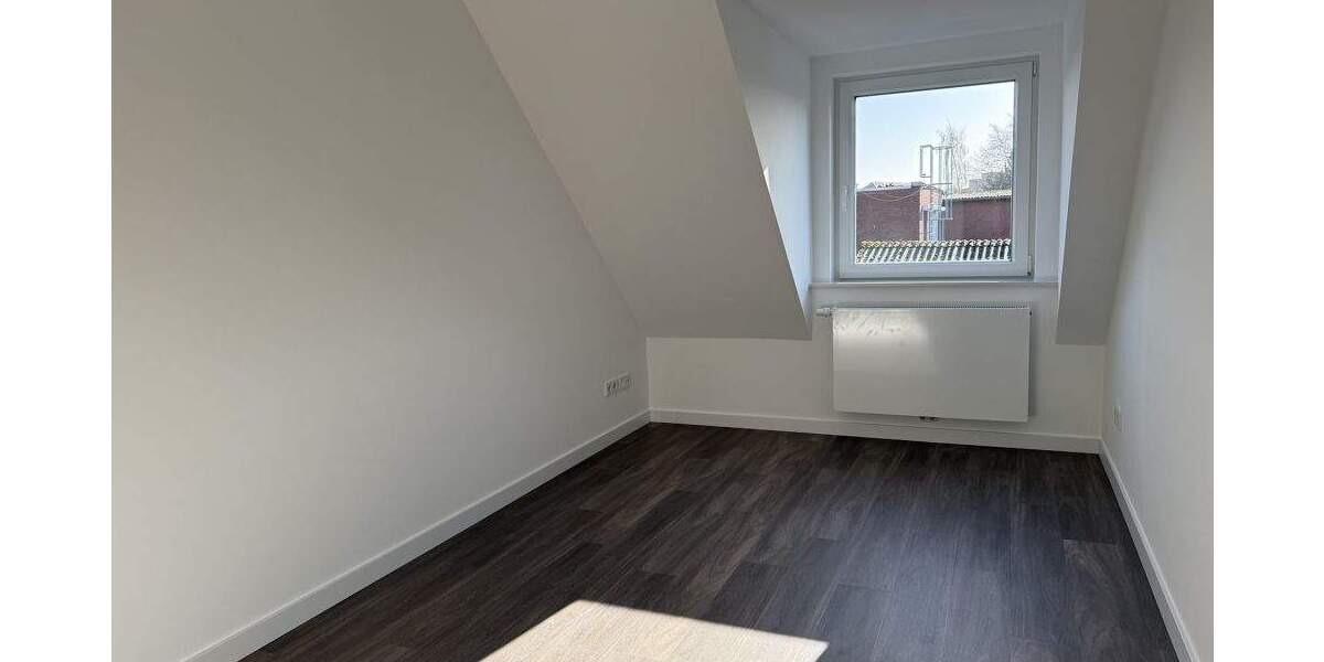 Etagenwohnung Bad Bramstedt - 4 Zimmer, 88 m&sup2;, 1.300&euro; | Angebot:25770183