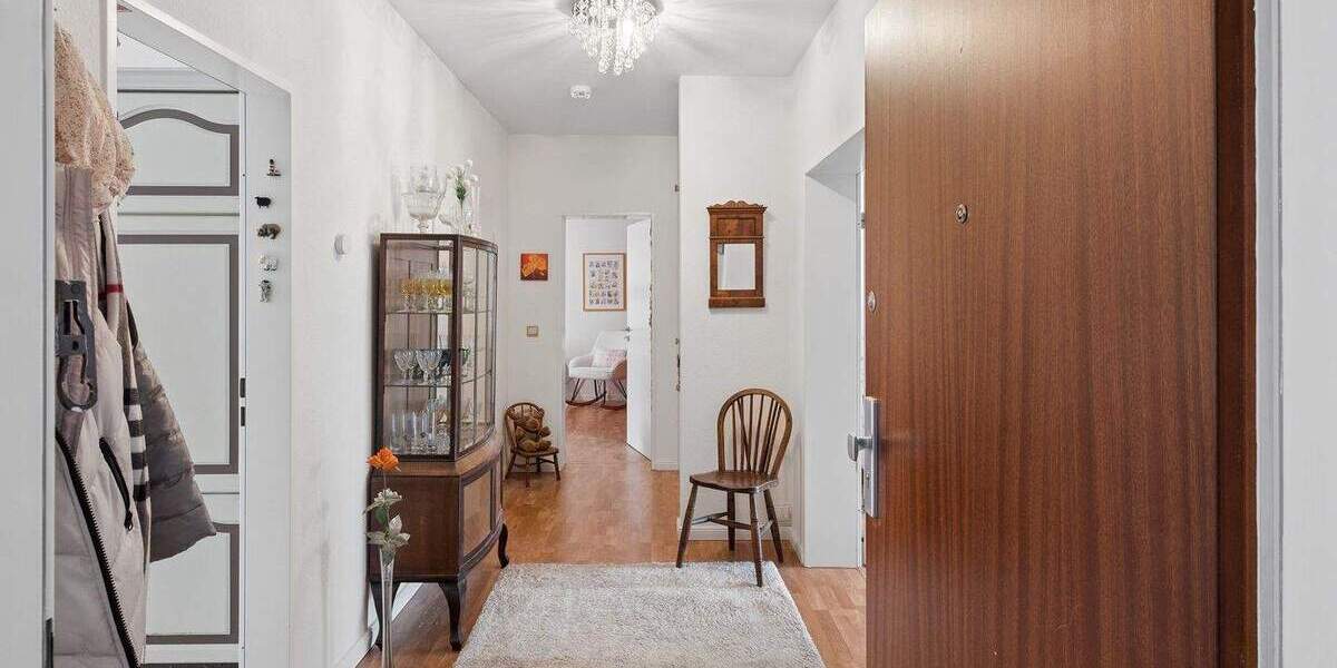 Etagenwohnung Hamburg Marienthal - 2 Zimmer, 83 m&sup2;, 349.000&euro; | Angebot:25687098