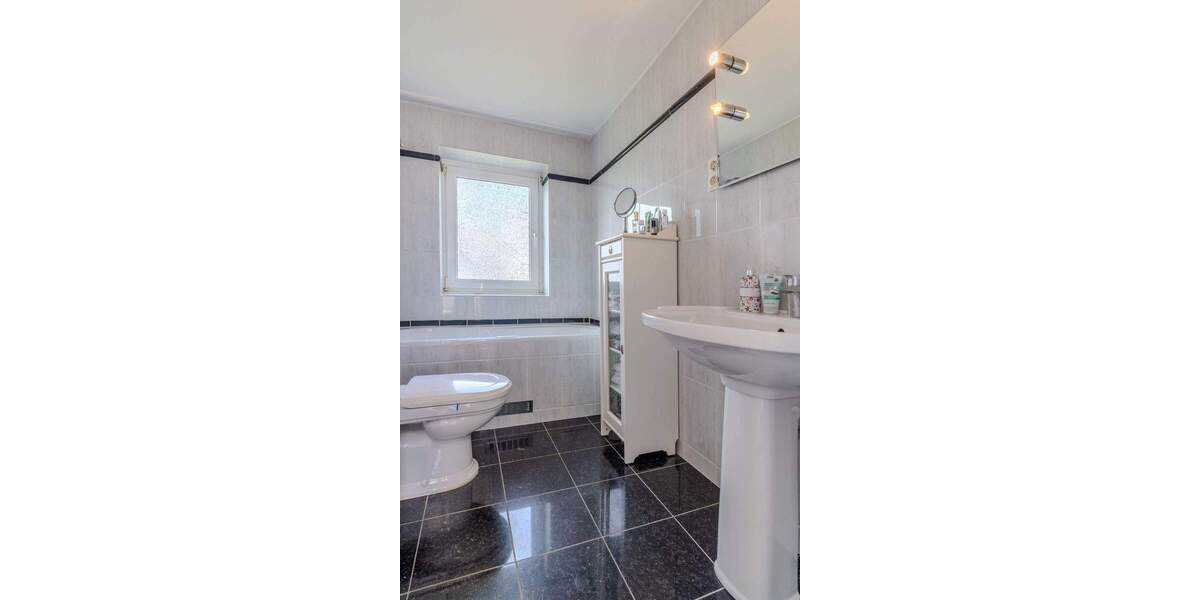 Bungalow Hamburg Groß Flottbek - 4 Zimmer, 147 m&sup2;, 1.145.000&euro; | Angebot:25822365