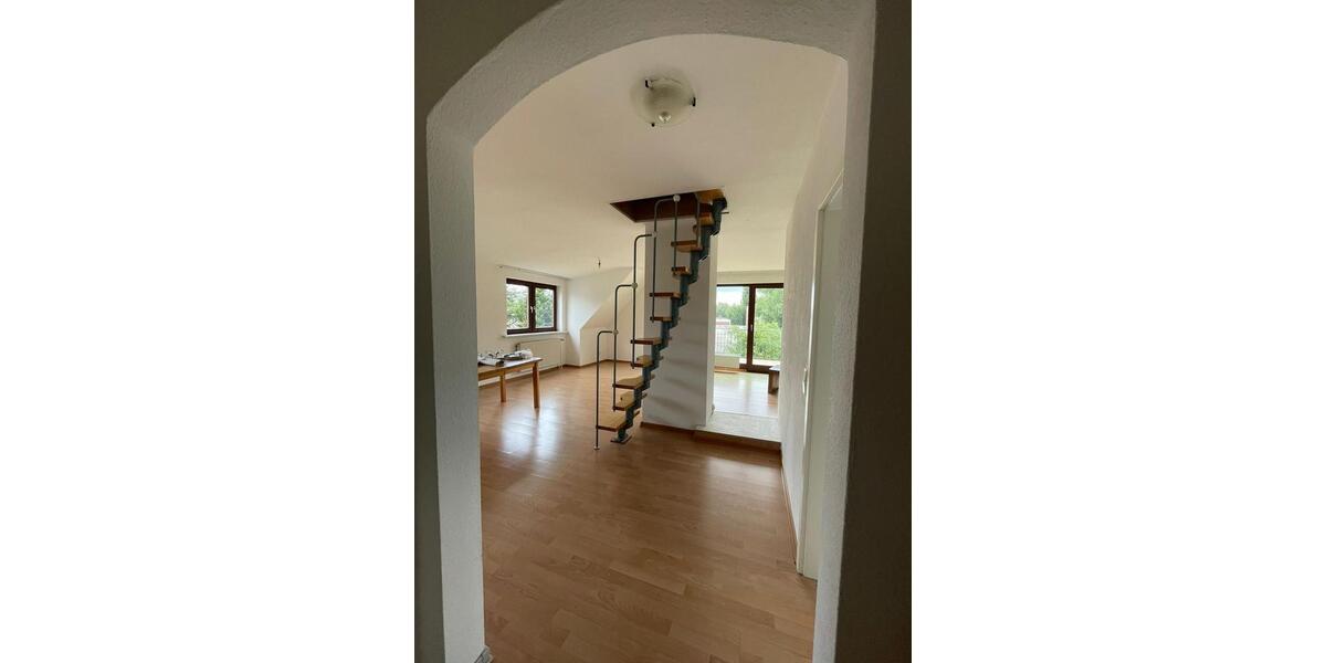 Dachgeschoßwohnung Hamburg Eppendorf - 4 Zimmer, 103 m&sup2;, 1.850&euro; | Angebot:25176633