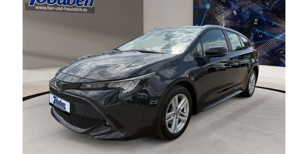 Toyota Corolla 47.726 km 17.950 &euro; Hamburg 21073
