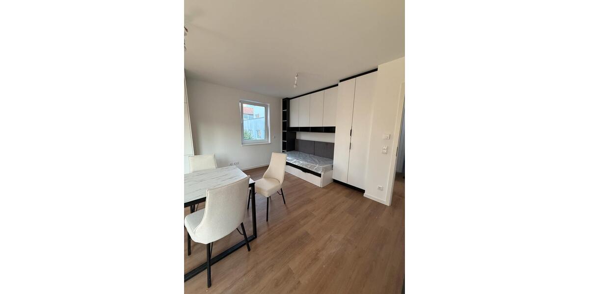 Etagenwohnung Wedel - 1 Zimmer, 32 m&sup2;, 990&euro; | Angebot:25642815