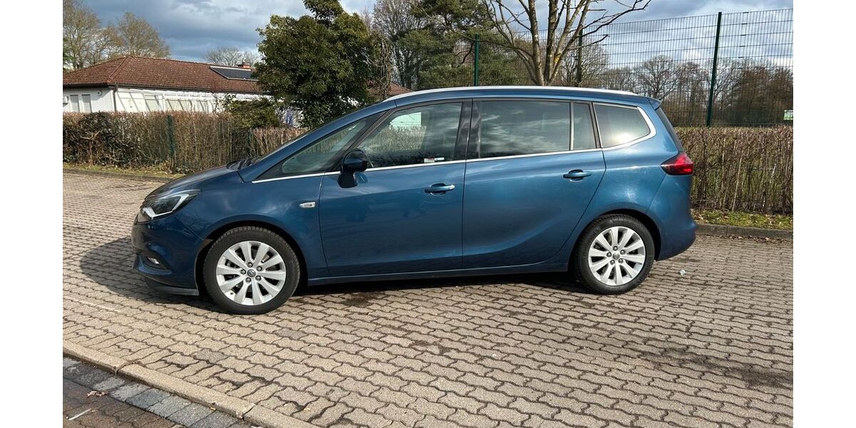 Opel Zafira Tourer 127.970 km 13.490 &euro; Pinneberg 25421