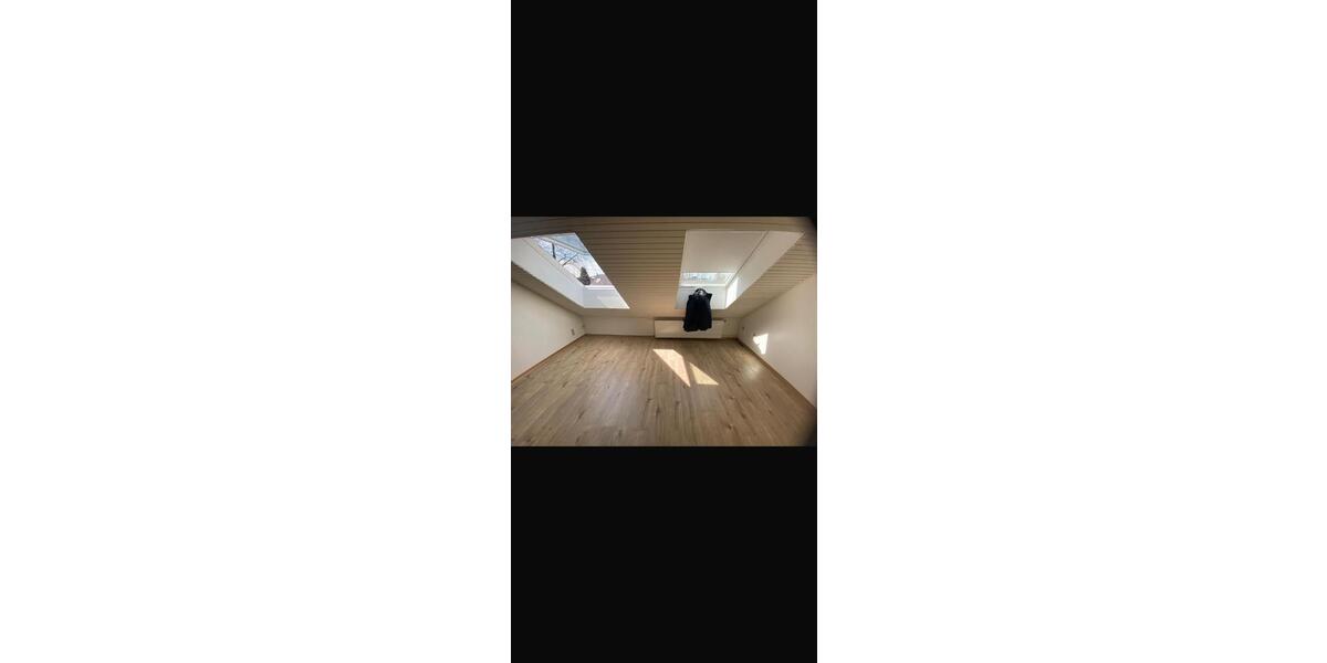 Dachgeschoßwohnung Hamburg Altona - 1 Zimmer, 25 m&sup2;, 800&euro; | Angebot:25645008