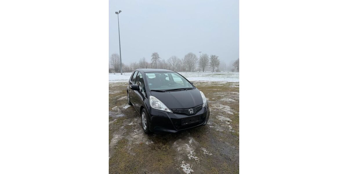 Honda Jazz 173.000 km 6.699 &euro; Brunsbek 22946