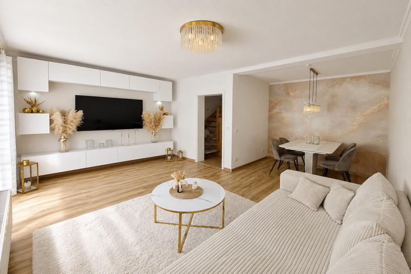 Stilvoll kernsaniertes Schmuckstück am Raakmoor ! Einziehen & Wohlfühlen ! - Reihenmittelhaus Hamburg Langenhorn | Angebot:27248058