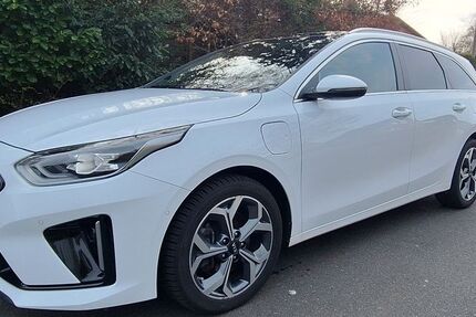 Kia ceed Sportswagon 52.200 km 18.900 &euro; Hamburg 21147