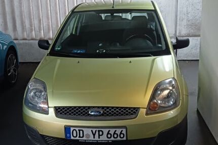 Ford Fiesta 111.000 km 1.800 &euro; Barsbüttel 22885