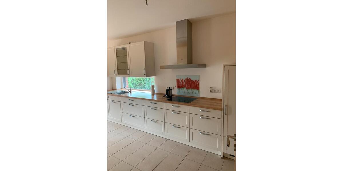 Erdgeschoßwohnung Leezen - 3 Zimmer, 137 m&sup2;, 1.350&euro; | Angebot:25640368