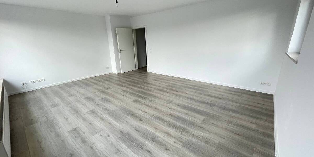 Etagenwohnung Hamburg Rahlstedt - 3 Zimmer, 90 m&sup2;, 1.350&euro; | Angebot:25705233