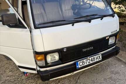 Toyota Hiace 280.658 km 9.000 &euro; Hamburg 22001