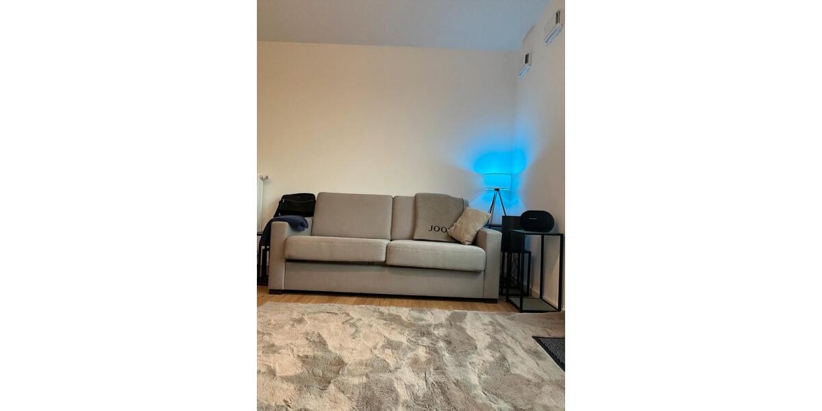 Etagenwohnung Hamburg Altona-Nord - 1 Zimmer, 27 m&sup2;, 850&euro; | Angebot:25720377