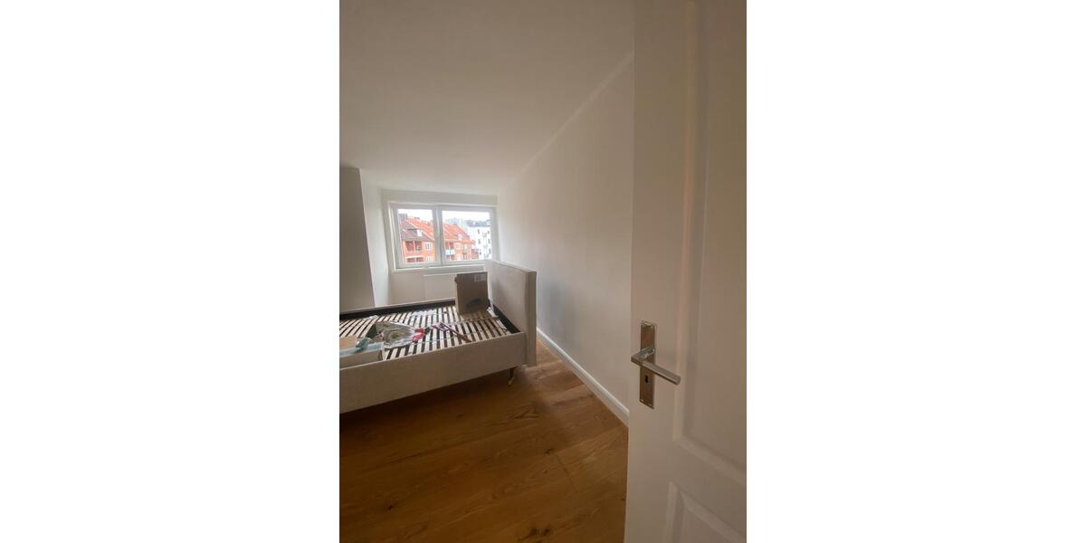 Erdgeschoßwohnung Hamburg Sternschanze - 2.5 Zimmer, 72 m&sup2;, 2.300&euro; | Angebot:24803193