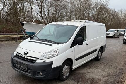 Toyota Proace (Verso) 236.751 km 5.200 &euro; HAMBURG 22113