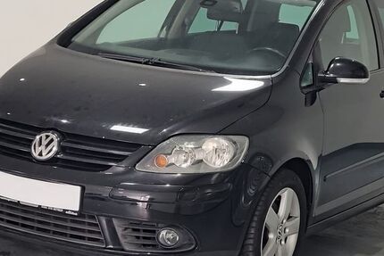 VW Golf 132.600 km 5.690 &euro; Hamburg 22043