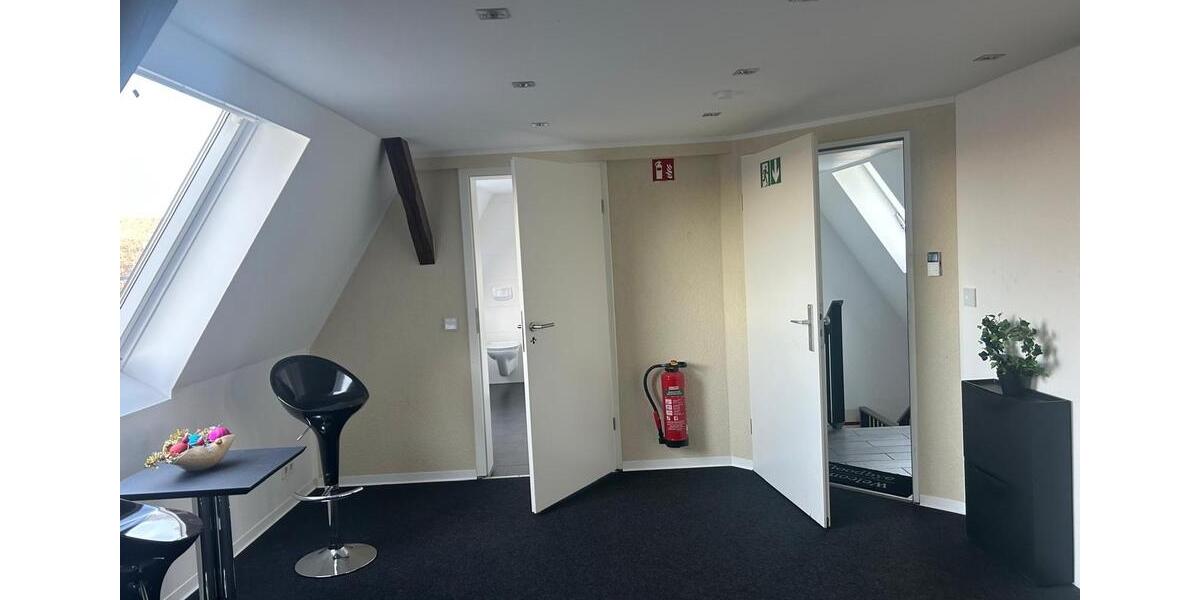 Loft - Studio - Atelier Hamburg Harburg - 5 Zimmer, 300 m&sup2;, 5.400&euro; | Angebot:25259044