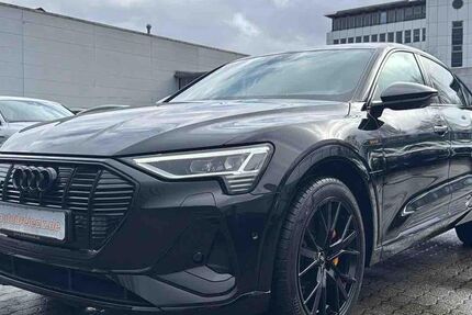 Audi e-tron 20.332 km 39.950 &euro; Hamburg 22047
