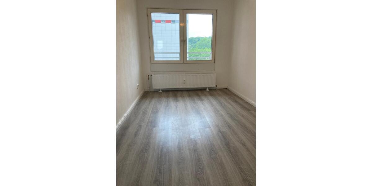 Etagenwohnung Pinneberg - 4.5 Zimmer, 109 m&sup2;, 1.380&euro; | Angebot:25783890