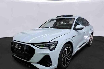 Audi e-tron 62.140 km 35.990 &euro; Hamburg 22047