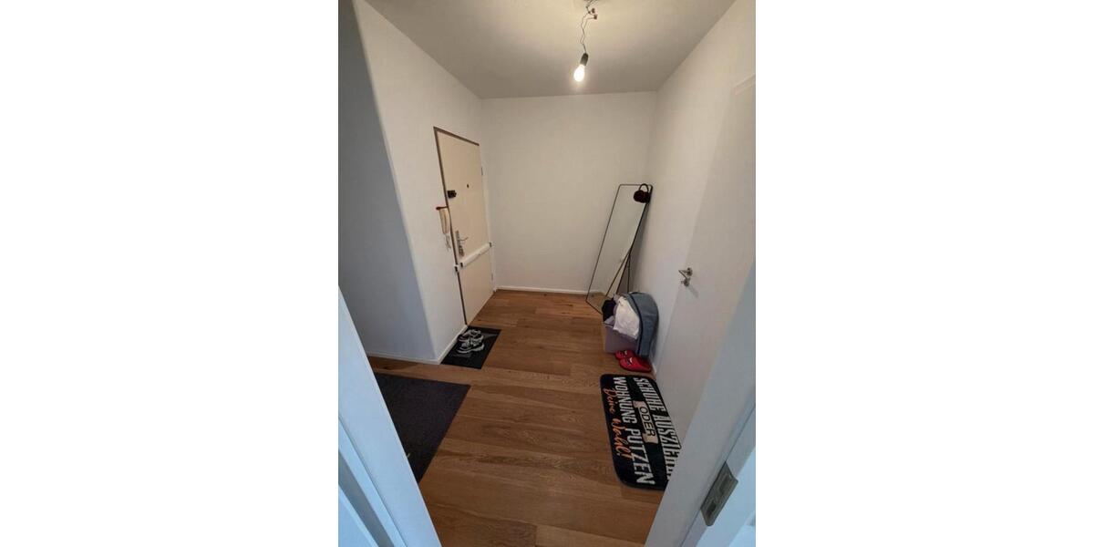 Etagenwohnung Wedel - 2 Zimmer, 68 m&sup2;, 1.350&euro; | Angebot:25452958
