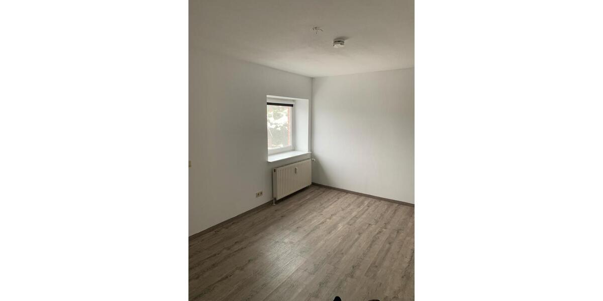 Etagenwohnung Bad Bramstedt - 3 Zimmer, 98 m&sup2;, 960&euro; | Angebot:25646506