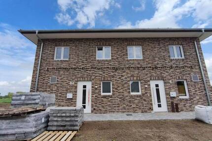 Haus Seestermühe - 4 Zimmer, 105 m&sup2;, 1.700&euro; | Angebot:26714100