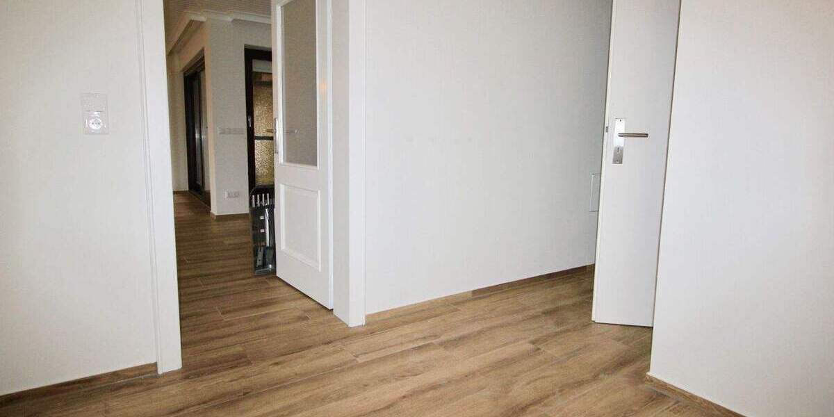 Mehrfamilienhaus, Wohnhaus Hamburg Niendorf - 7 Zimmer, 210 m&sup2;, 1.299.000&euro; | Angebot:25969868