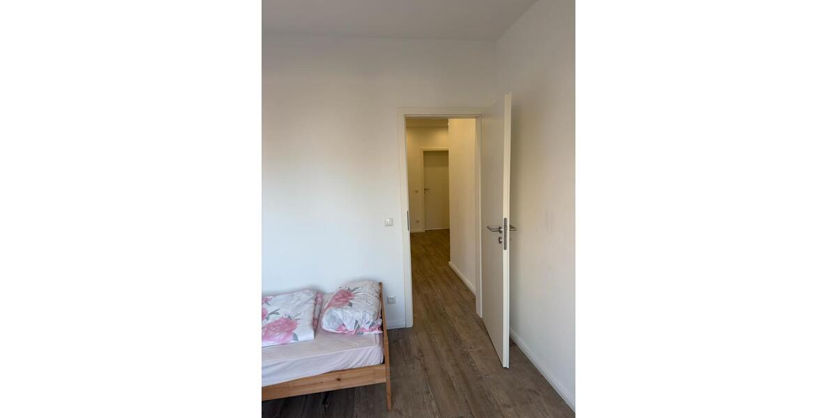 Erdgeschoßwohnung Hamburg Wandsbek - 1 Zimmer, 14 m&sup2;, 650&euro; | Angebot:25262397