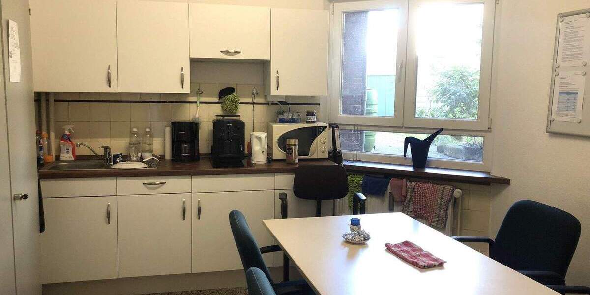 Gewerbeobjekt Wedel - 4 Zimmer, 70 m&sup2;, 930&euro; | Angebot:25664570