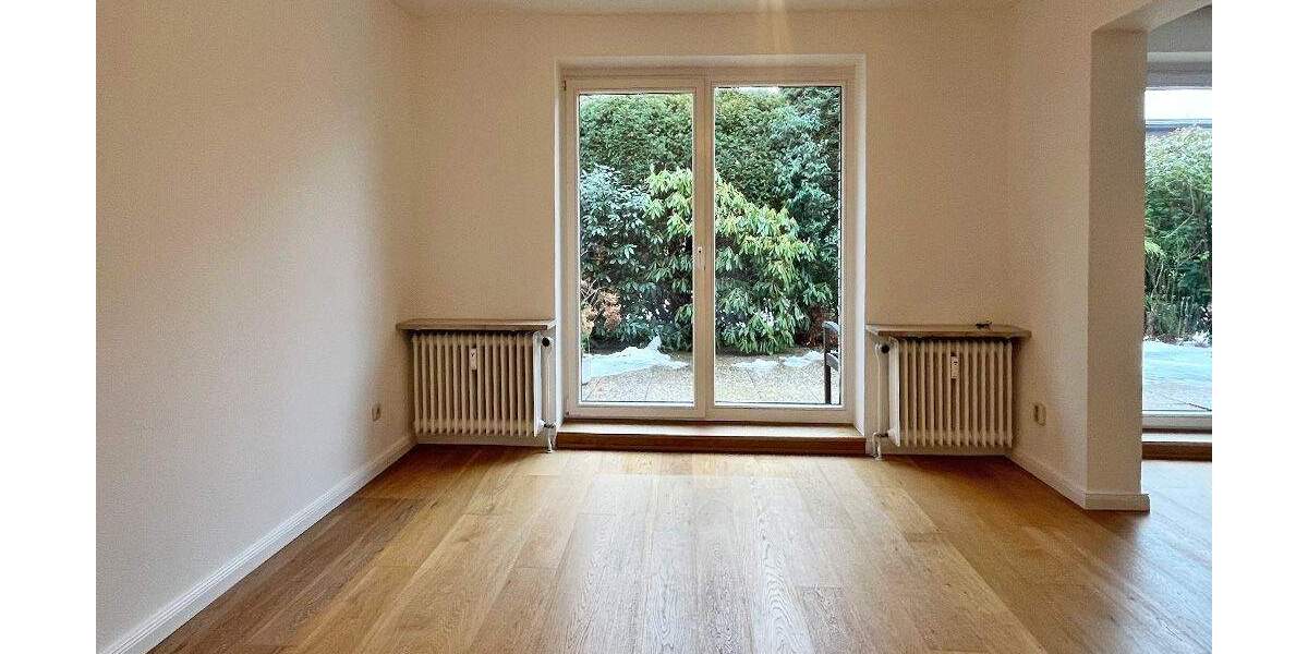 Etagenwohnung Hamburg Wellingsbüttel - 4 Zimmer, 165 m&sup2;, 2.550&euro; | Angebot:25851714