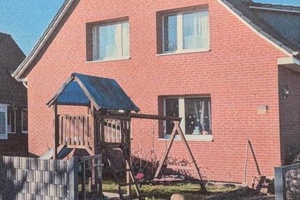 Haus Norderstedt - 8 Zimmer, 150 m&sup2;, 595.000&euro; | Angebot:26546642
