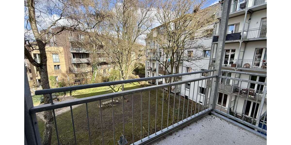 Etagenwohnung Hamburg Ottensen - 2 Zimmer, 49 m&sup2;, 1.127&euro; | Angebot:25997170