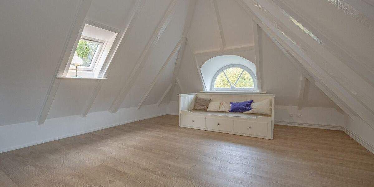 Einfamilienhaus Hamburg Volksdorf - 7 Zimmer, 339 m&sup2;, 1.850.000&euro; | Angebot:25768753