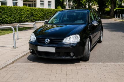 VW Golf 178.000 km 2.000 &euro; Hamburg 22085