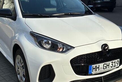 Mazda 2 Hybrid 4.000 km 19.990 &euro; Hamburg 21033