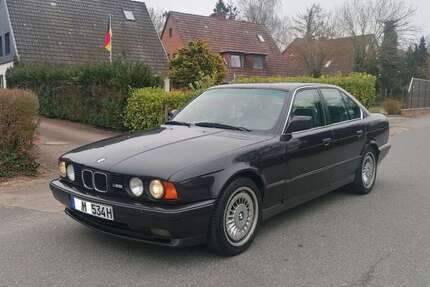 BMW M5 461.150 km 22.990 &euro; Klein Nordende 25336