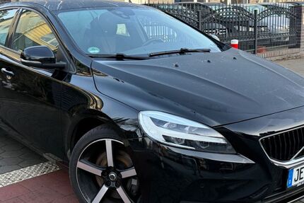 Volvo V40 174.955 km 11.600 &euro; Hamburg 22149