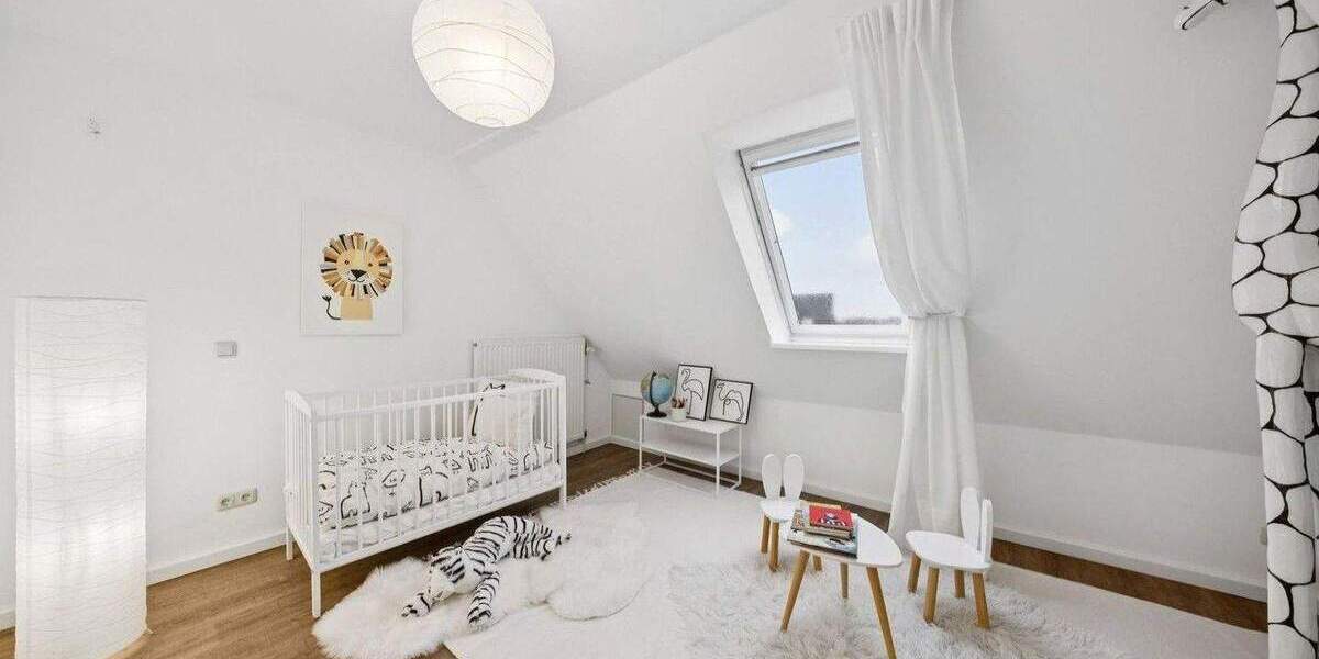 Doppelhaushälfte Pinneberg - 9 Zimmer, 200 m&sup2;, 574.000&euro; | Angebot:25712015