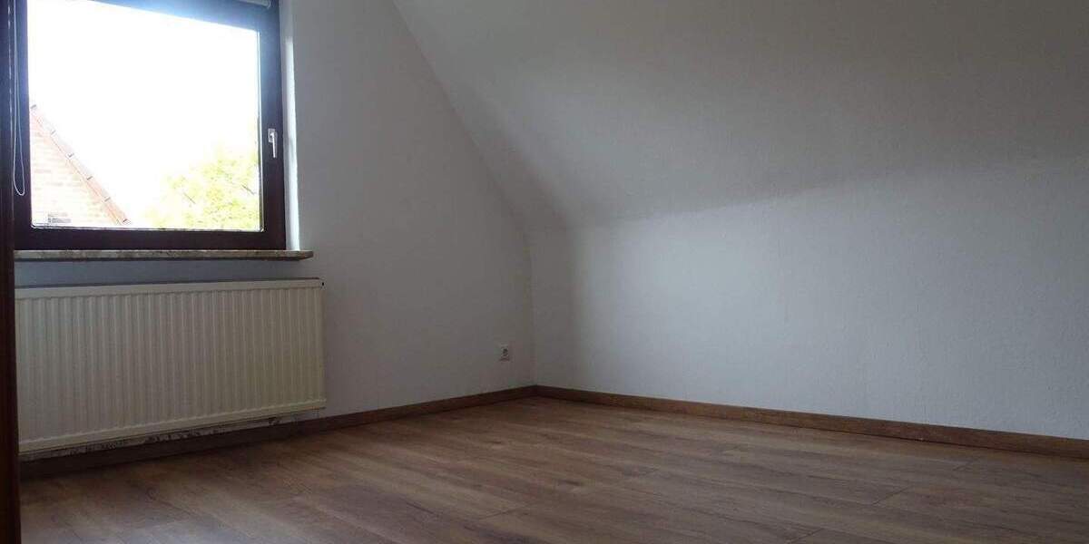Mehrfamilienhaus, Wohnhaus Hamburg Hausbruch - 7 Zimmer, 191 m&sup2;, 708.000&euro; | Angebot:25730422