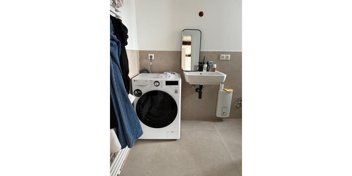 Dachgeschoßwohnung Hamburg Niendorf - 3 Zimmer, 65 m&sup2;, 1.560&euro; | Angebot:25136855