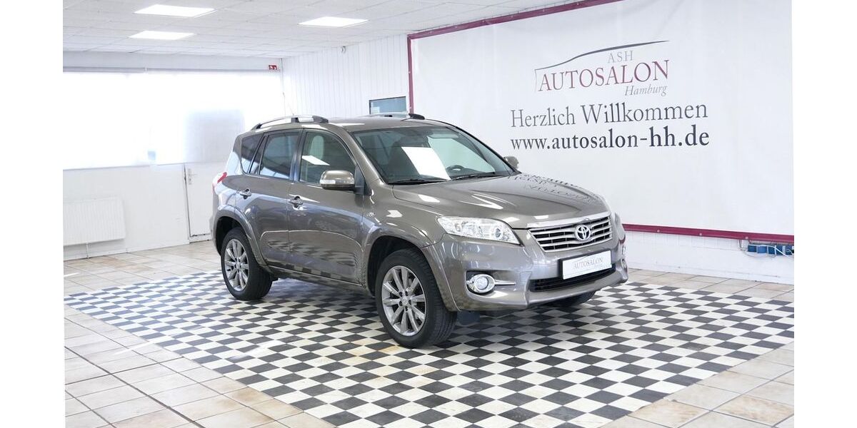 Toyota RAV 4 177.856 km 12.999 &euro; Hamburg 22399