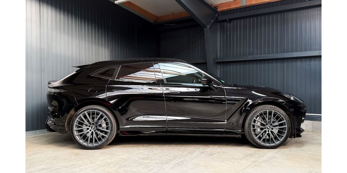 Aston Martin DBX 33.310 km 199.707 &euro; Siek 22962